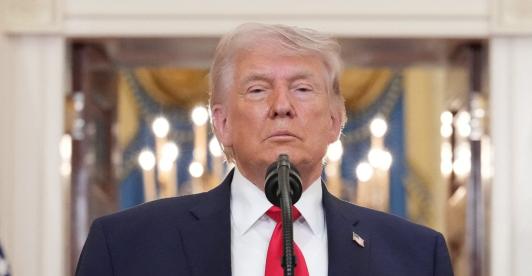 Trump suspende por dos semanas el ataque contra Irán.