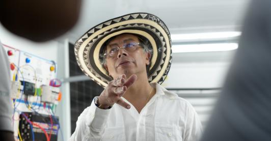 Ultimátum a alcaldes para bajar tasas del impuesto predial.