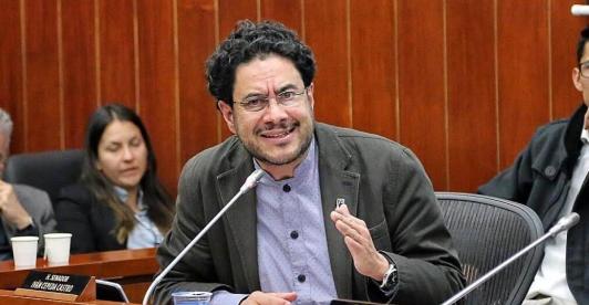 Iván Cepeda denunció presiones de grupos armados para influir en las elecciones del 31 de mayo