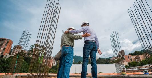 Petro deja en marcha 108 obras universitarias en 23 departamentos