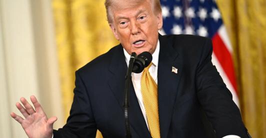 Trump sobre el estrecho de Ormuz. / Foto: AFP.