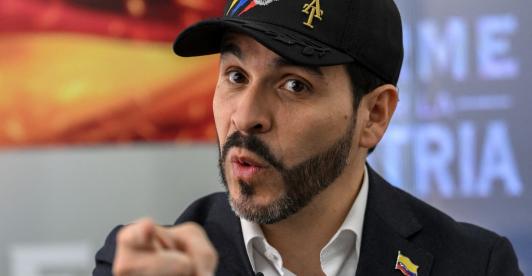 Propuestas de De la Espriella ponen en riesgo la democracia
