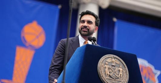 Nueva York congela precios de alquileres regulados