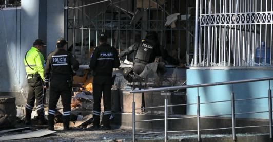 Ecuador: un herido y daños materiales tras estallido de dos bombas