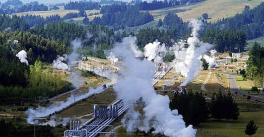 Colombia e Islandia sellan alianza para impulsar la energía geotérmica y acelerar la transición energética