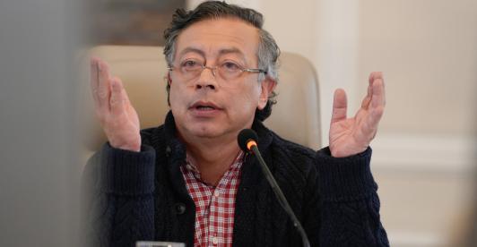Petroleaks: Petro denuncia campaña financiada con dineros oscuros