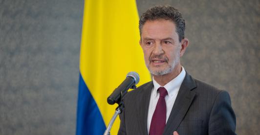 “Trabajamos con países sin ninguna consideración ideológica ni política”: Cancillería de Colombia