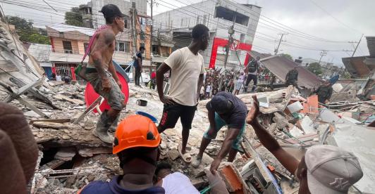 Colombia supera las 273 muertes tras el sismo y mantiene la búsqueda de desaparecidos