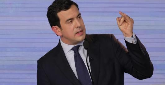 Estatuto antiterrorista más de 130 artículos, lista de organizaciones terroristas y ataque a sus finanzas