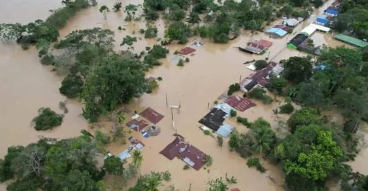 Lluvias causan inundaciones y emergencias en el Caribe
