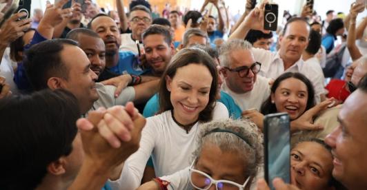 María Corina Machado regresó a Venezuela este domingo