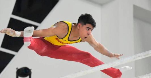 ¡Historico-Angel-Barajas-bicampeon-Mundial-Juvenil-de-Gimansia.jpg