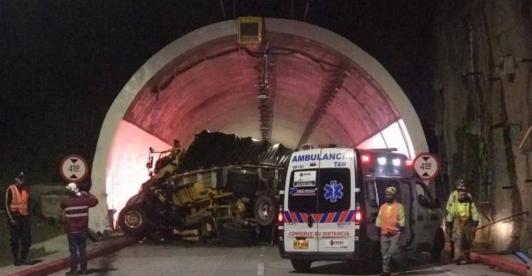 Accidente-tunel-la-linea.jpg