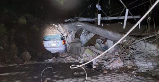 Al-menos-16-muertos-dejo-deslizamiento-de-tierra-en-el-sur-de-Ecuador.jpg