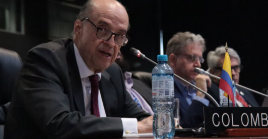 Canciller-Alvaro-Leyva.png