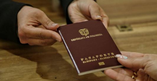 Cancilleria-suspendio-proceso-de-licitacion-de-pasaportes.jpg