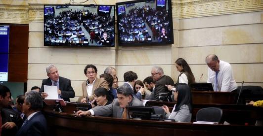 Congreso-aprobo-recursos.-Foto_-Colprensa-2.jpg