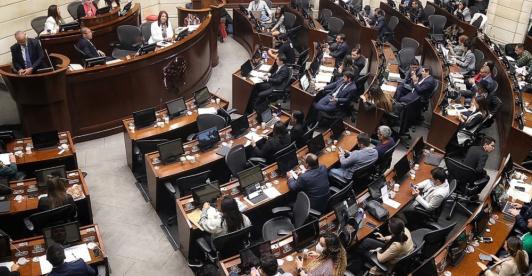 Denuncias-de-acoso-laboral-en-el-Canal-del-Congreso.jpg