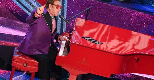 Elton-John-Piano.jpg
