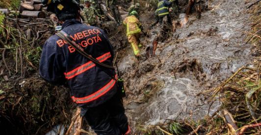 Emergencias-via-La-Calera-por-lluvias.jpg