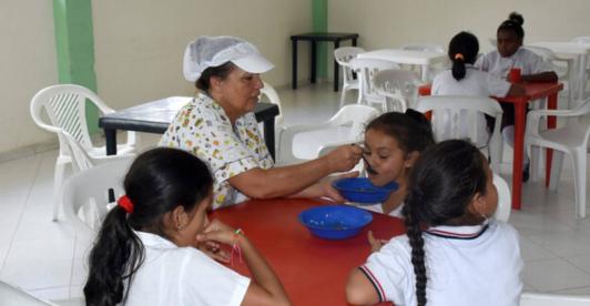 Estudiantes-que-no-reciben-alimentacion-PAE.jpg