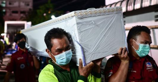 Expolicia-mato-a-37-personas-en-una-guarderia-de-Tailandia.jpg