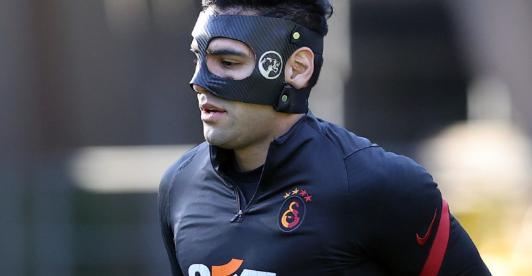 Falcao_enmascarado.jpg