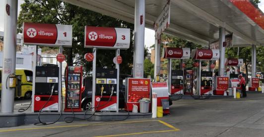 Gasolina-foto-Colprensa.jpg