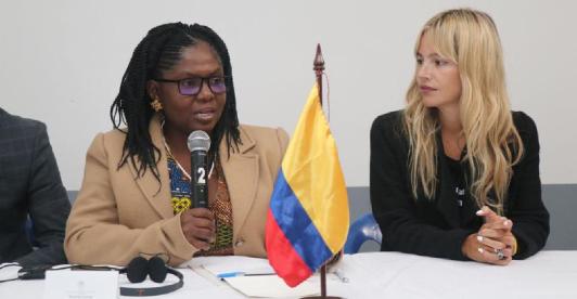 Generaremos-oportunidades_-Francia-Marquez-en-su-visita-a-la-carcel-La-Modelo.jpg