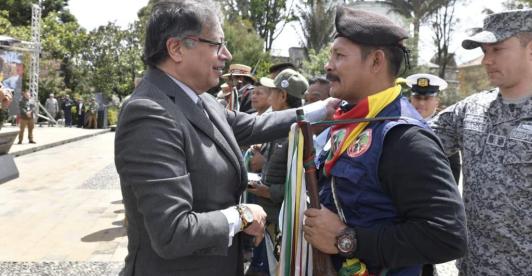Gobierno-Nacional-condecoro-a-Drugia.jpg