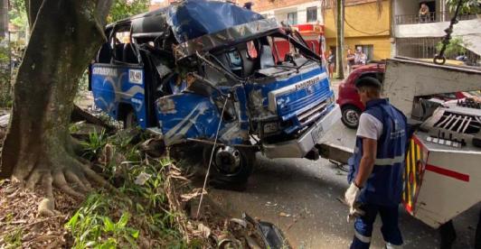 Grave-accidente-en-el-centro-de-Medellin-deja-por-lo-menos-15-heridos.jpg