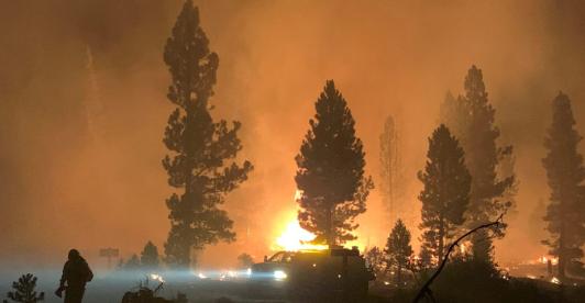 Incendio-EEUU-Crece.jpg