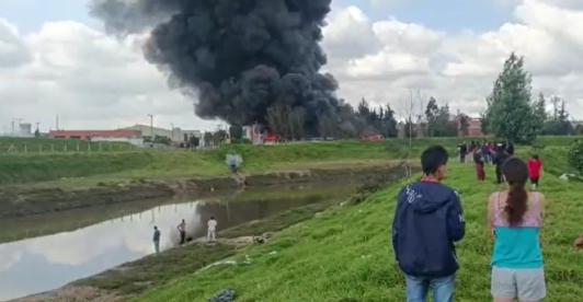 Incendio-fabrica-de-colchones.jpg