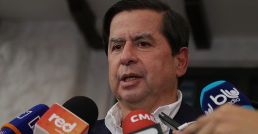 Juan-Fernando-Cristo-voto-Gustavo-Petro.jpg