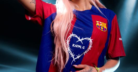 Karol-G_camiseta_Barcelona-scaled.jpeg