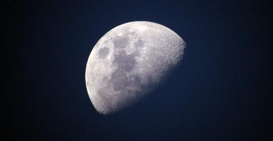 Luna-roca-China.jpg