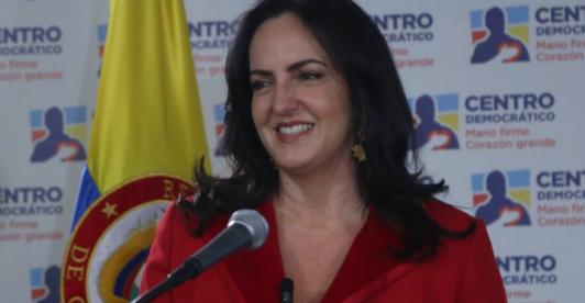 Maria-Fernanda-Cabal-2.jpg