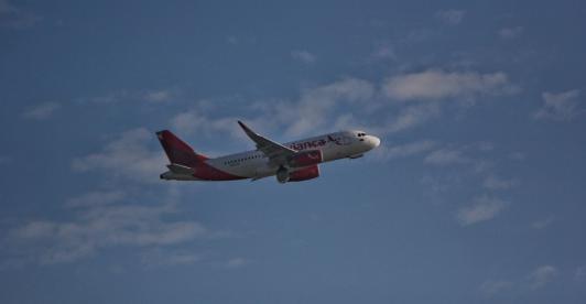 Mas-de-500.000-pasajeros-viajaran-por-via-aerea-este-fin-de-semana-de-Navidad.jpg