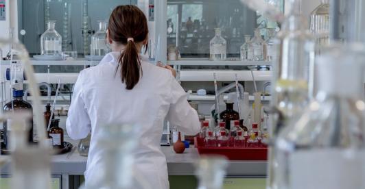 Medellin-estrena-laboratorio-de-investigacion-y-desarrollo-de-vacunas.jpg