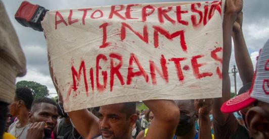 Migrantes-de-Mexico-marcha.jpg