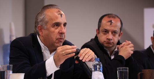 Ministro-de-Transporte-Guillermo-Reyes-Paro-de-taxistas-en-Colombia.jpg