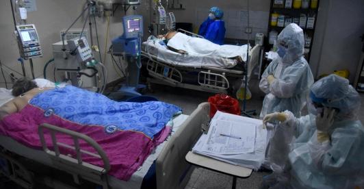 Muertes-covid-AFP-1.jpg