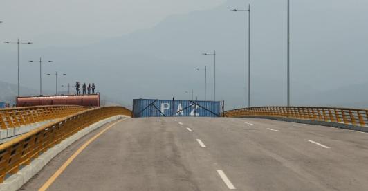 Puente-tienditas-frontera-Colombia-Venezuela.jpg