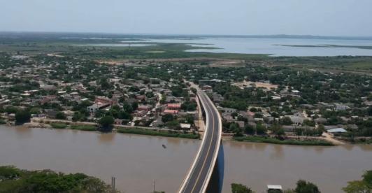 Puente_canal_dique.jpg