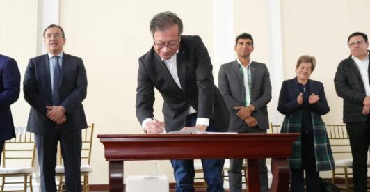 Reforma-pensional-Cambio-por-la-vejez-fue-radicada-por-el-Gobierno-Nacional.jpg