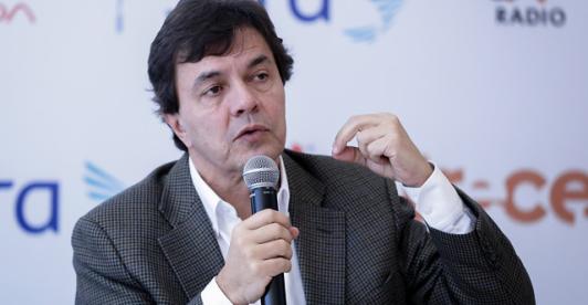 Roberto-Velez-Gerente-General-Federacion-Nacional-de-Cafeteros-Colprensa.jpg