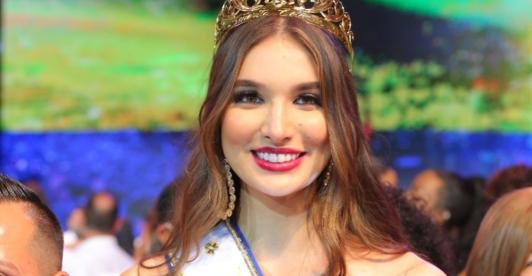 Senorita-Colombia-1.jpg
