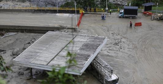 Tres-semanas-estaria-cerrada-la-via-Bogota-Villavicencio-por-avalancha-en-Quetame-1.jpg