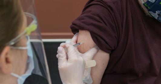 Vacuna-Astrazeneca-1.jpg