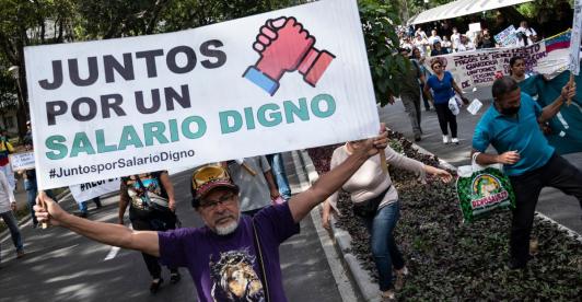 Venezolanos-vuelven-a-las-calles-para-exigir-salarios-dignos.jpg
